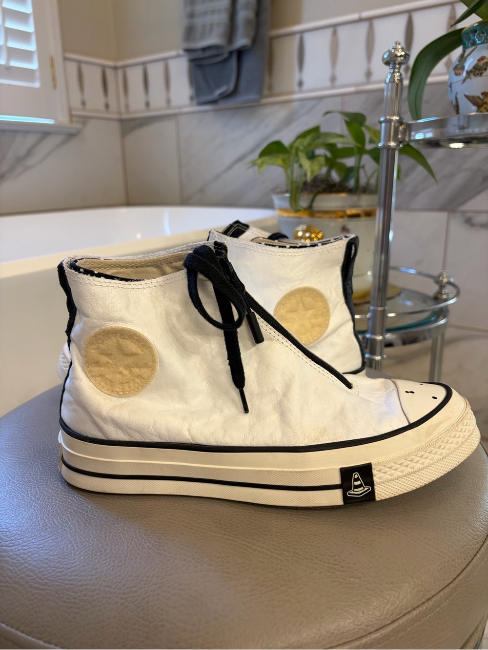 Converse Chuck Taylor 70 x Joshua Vides A00711c White/Black Shoes Women's Sz 8.5